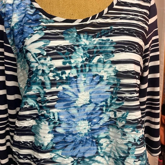 Hearts of palm striped top navy/white/blue/green size PL - Picture 2 of 5